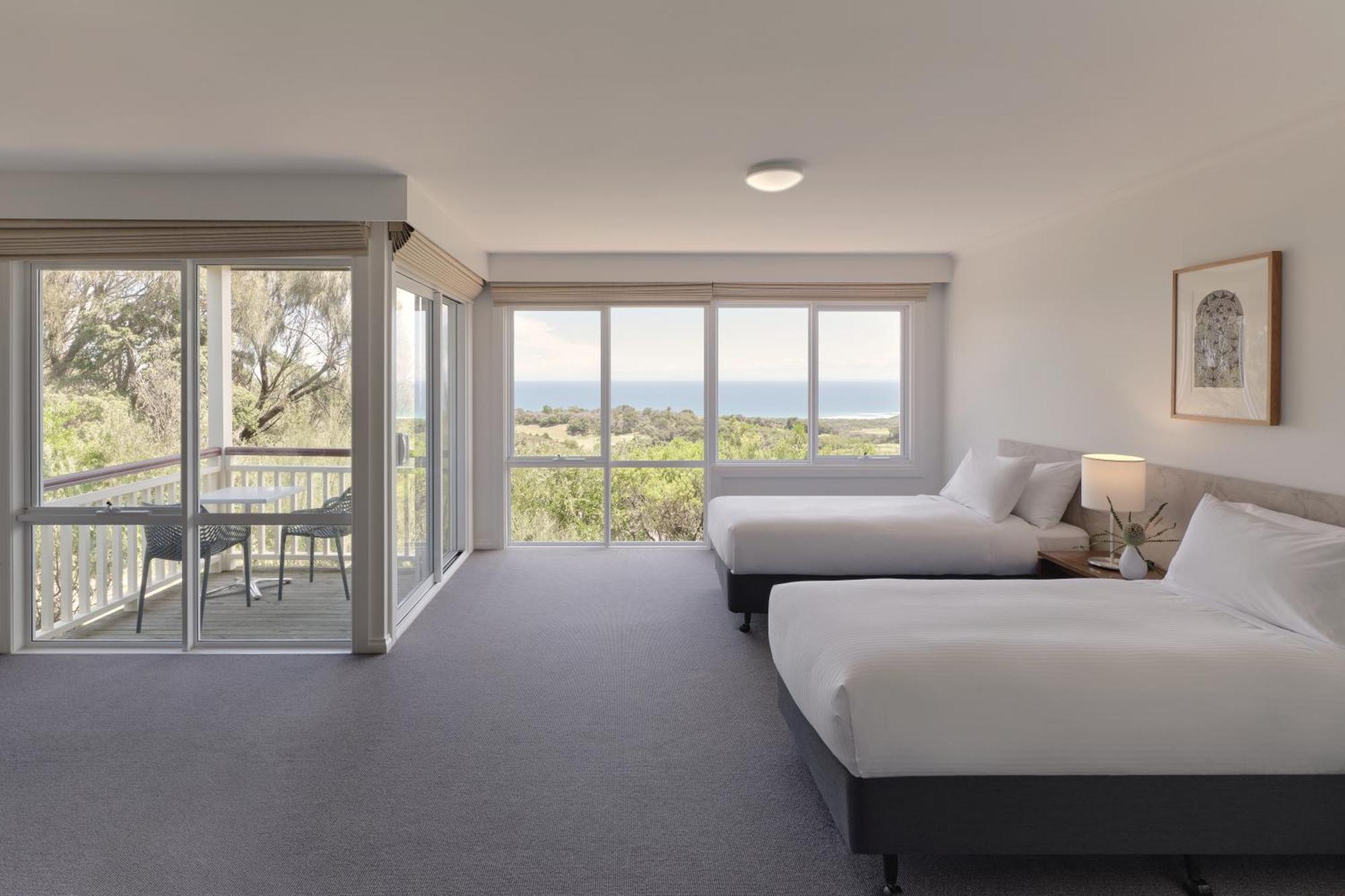 Racv Cape Schanck Resort חדר תמונה A room at the RACV Bass Coast