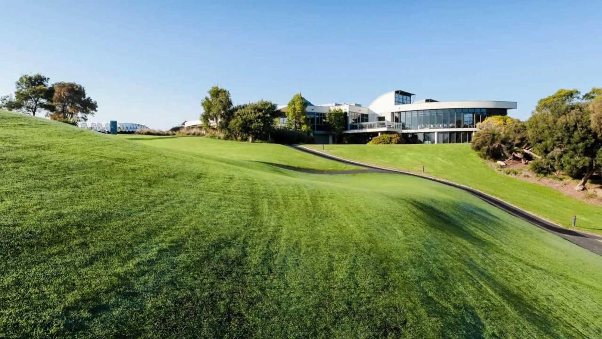 Racv Cape Schanck Resort מראה חיצוני תמונה Clubhouse at the 18th green